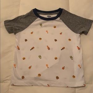 Short sleeve grey and white tee